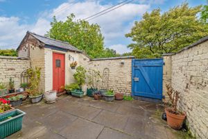 Courtyard- click for photo gallery